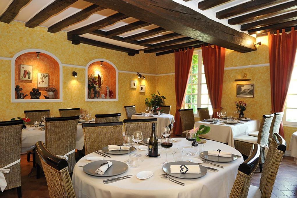 Logis Hotel Auberge De L'Ecole Pontlevoy Dış mekan fotoğraf